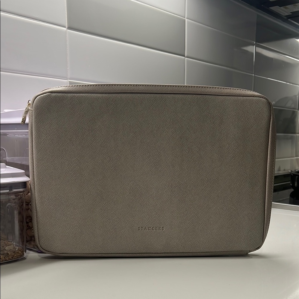 Stackers Laptop Sleeve - Taupe